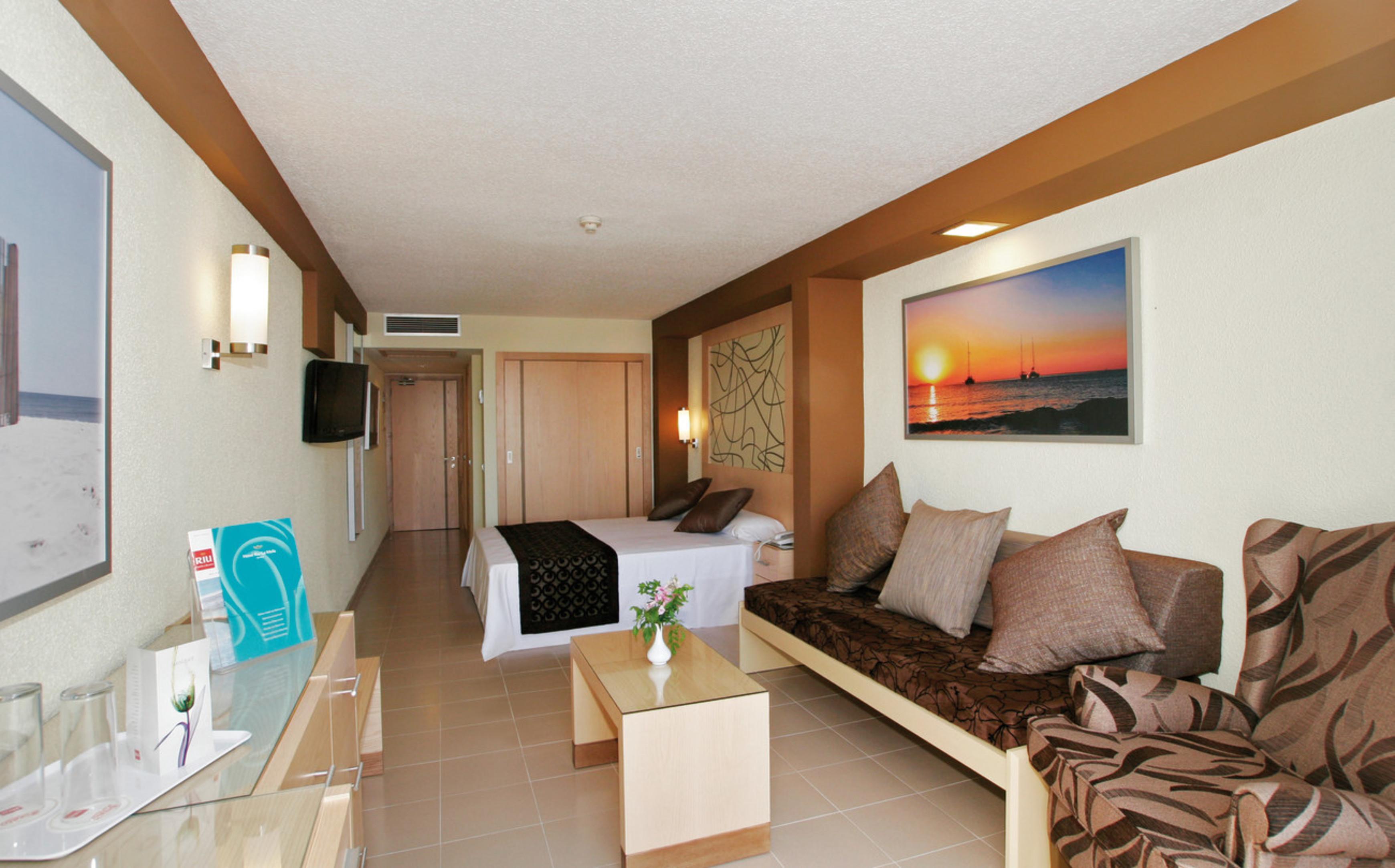 Riu La Mola Hotel Playa Migjorn Buitenkant foto