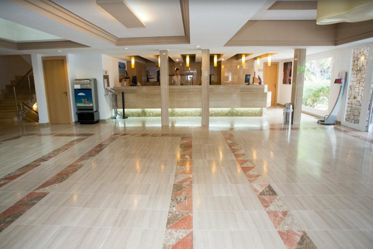 Riu La Mola Hotel Playa Migjorn Buitenkant foto